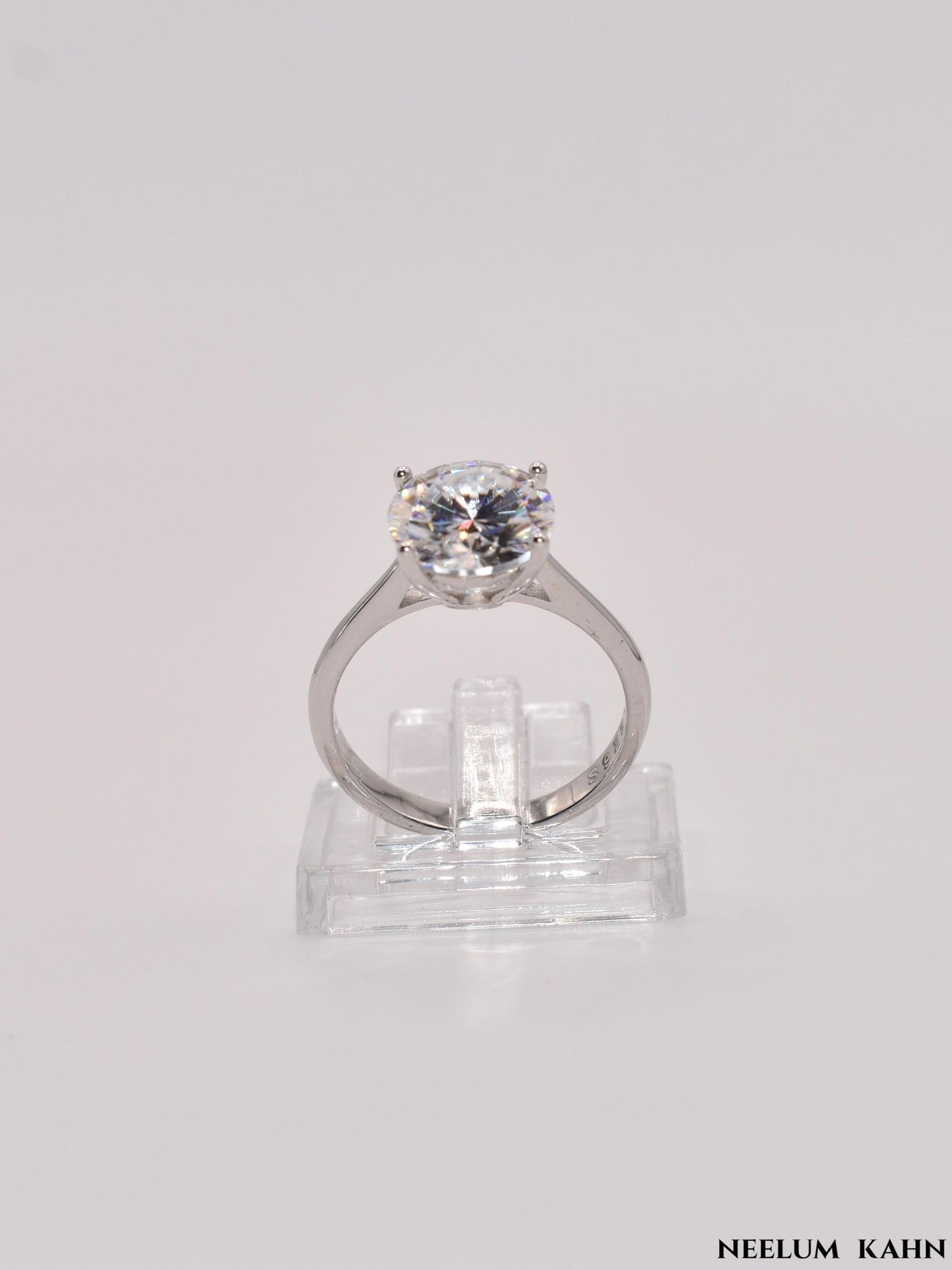 3Ct Moissanite Diamond Ring, 925 Sterling Silver, VVS1 Clarity, D Color, Round Cut, Gift LED Heart Ring Box Included