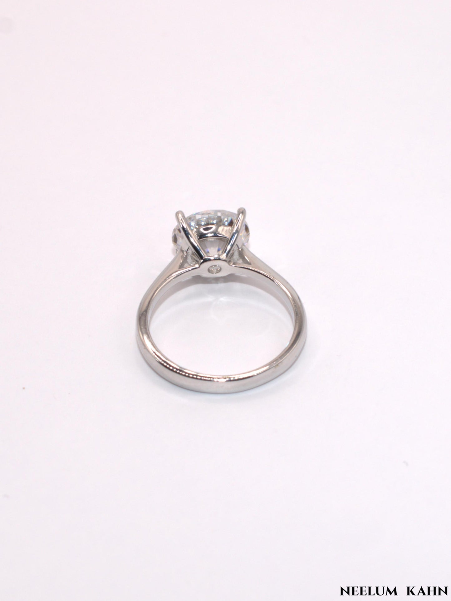3Ct Moissanite Diamond Ring, 925 Sterling Silver, VVS1 Clarity, D Color, Round Cut, Gift LED Heart Ring Box Included