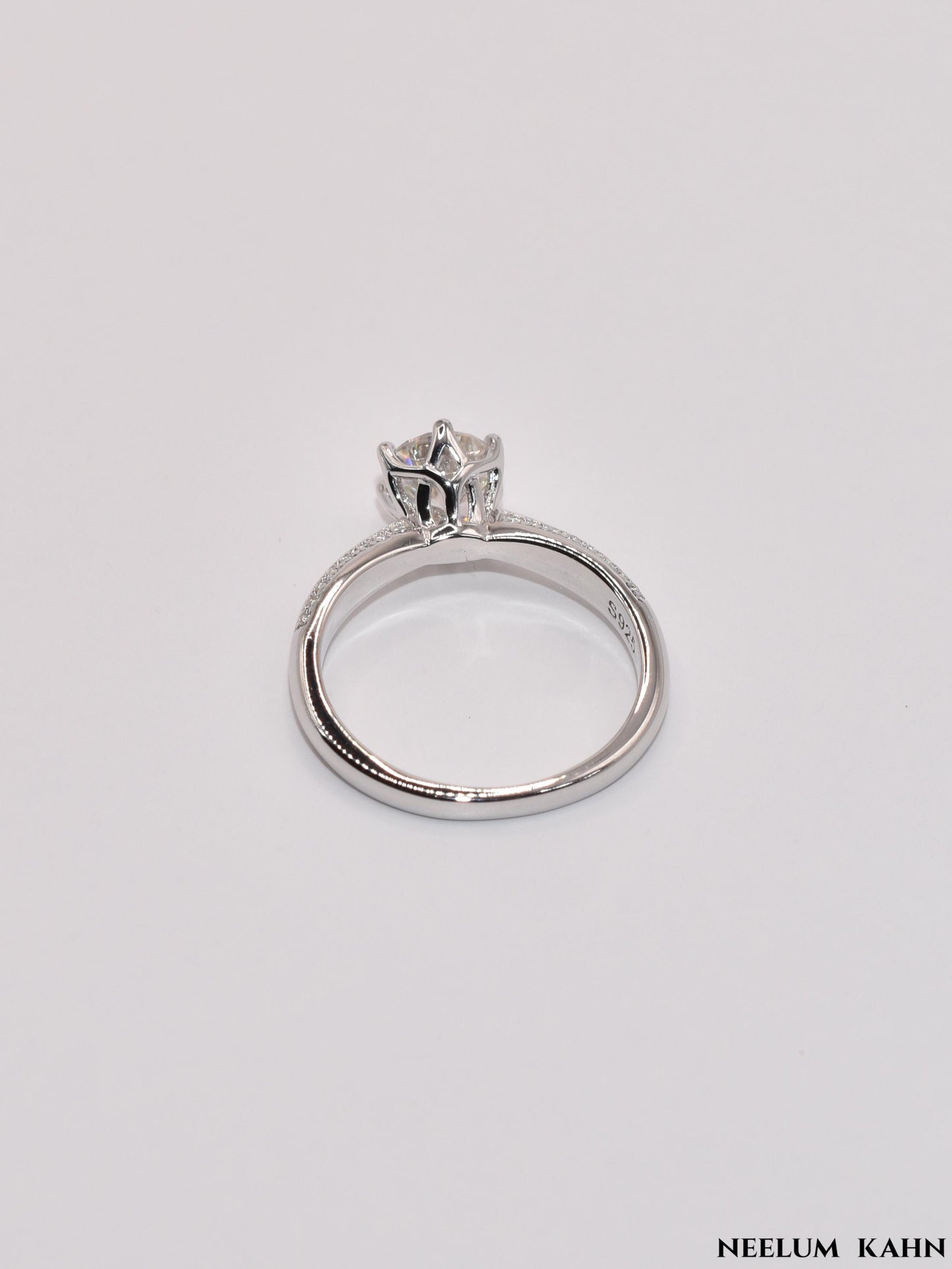 1Ct Moissanite Engagement Ring, 925 Sterling Silver, Round Cut, VVS1 Clarity, with Gift LED Ring Box