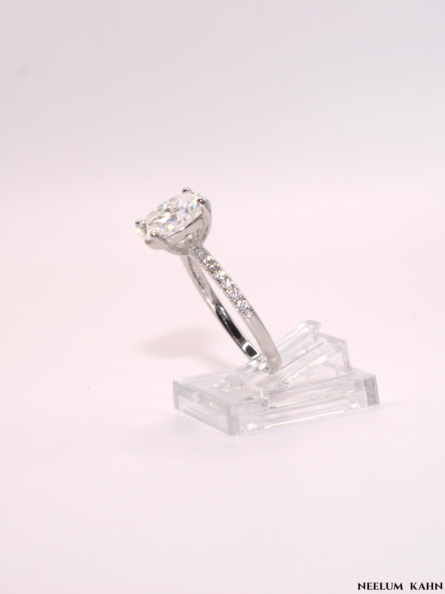 Oval cut 3Ct Moissanite Diamond Ring