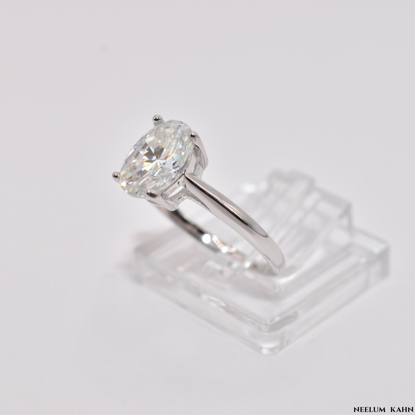 2Ct Oval Cut Moissanite Ring, 925 Sterling Silver, D Color VVS1 Clarity, Solitaire Engagement Ring with Gift LED Heart Ring Box