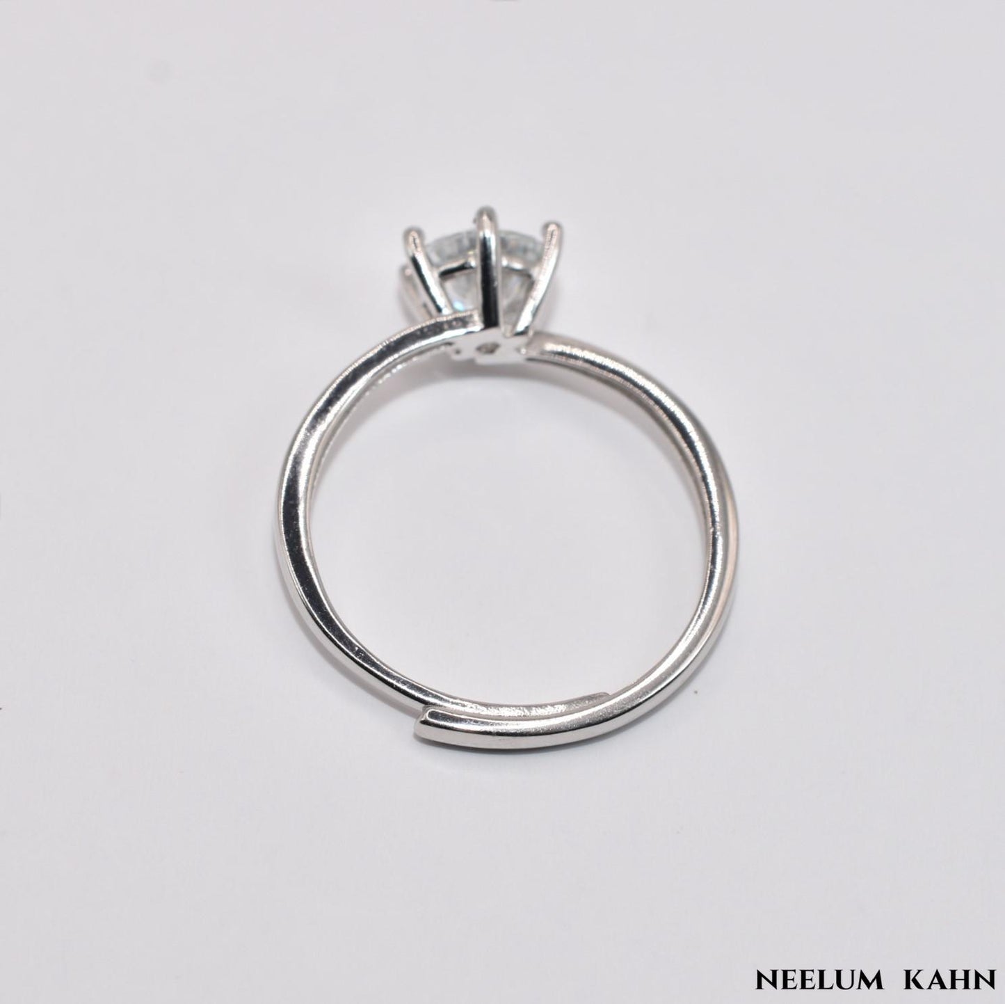 Certified 1Ct Moissanite Diamond Ring D/VVS1 Round Cut – 925 Sterling Silver with LED Ring Box