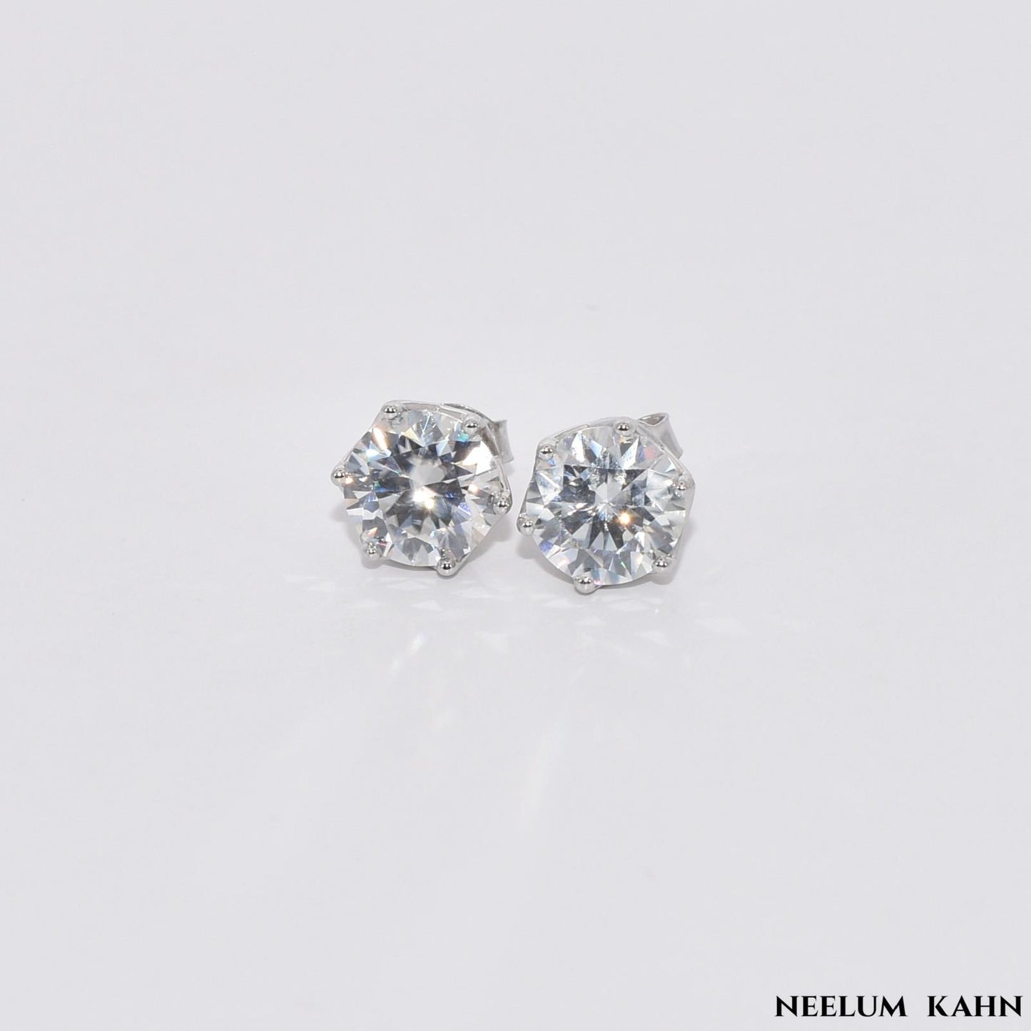 2ct Moissanite Diamond Stud Earrings, 925 Sterling Silver, Round Cut, D Color, VVS1 Clarity, Push Back Studs with Free Gift LED Light Heart Box
