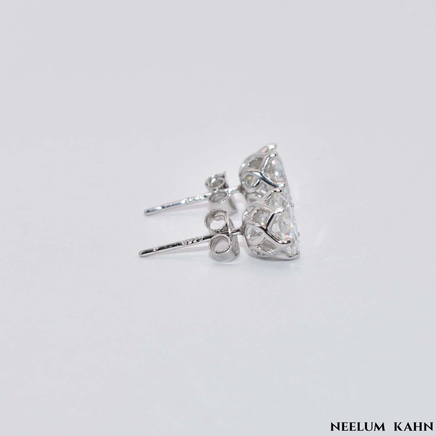 2ct Moissanite Diamond Stud Earrings, 925 Sterling Silver, Round Cut, D Color, VVS1 Clarity, Push Back Studs with Free Gift LED Light Heart Box
