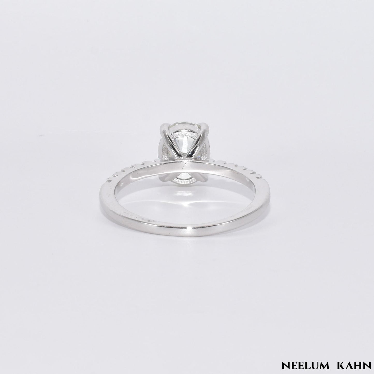 2Ct Oval Cut Moissanite Ring, 925 Sterling Silver, VVS1 Clarity, for Weddings and Engagements Halo Ring