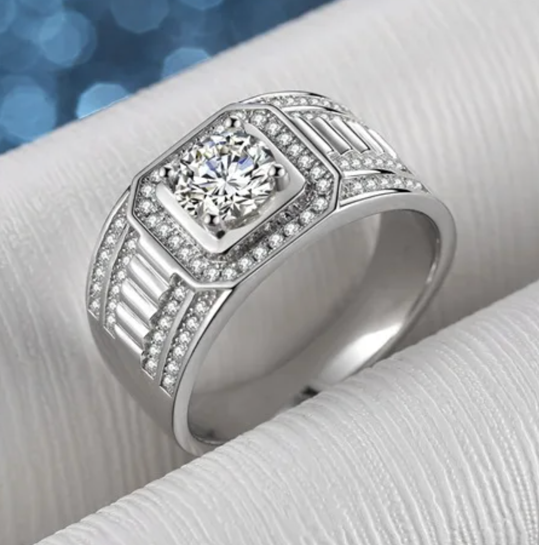 Men's 1Ct Moissanite Ring, Round Cut, 925 Sterling Silver, VVS1 Clarity, Gift Ring Box Included