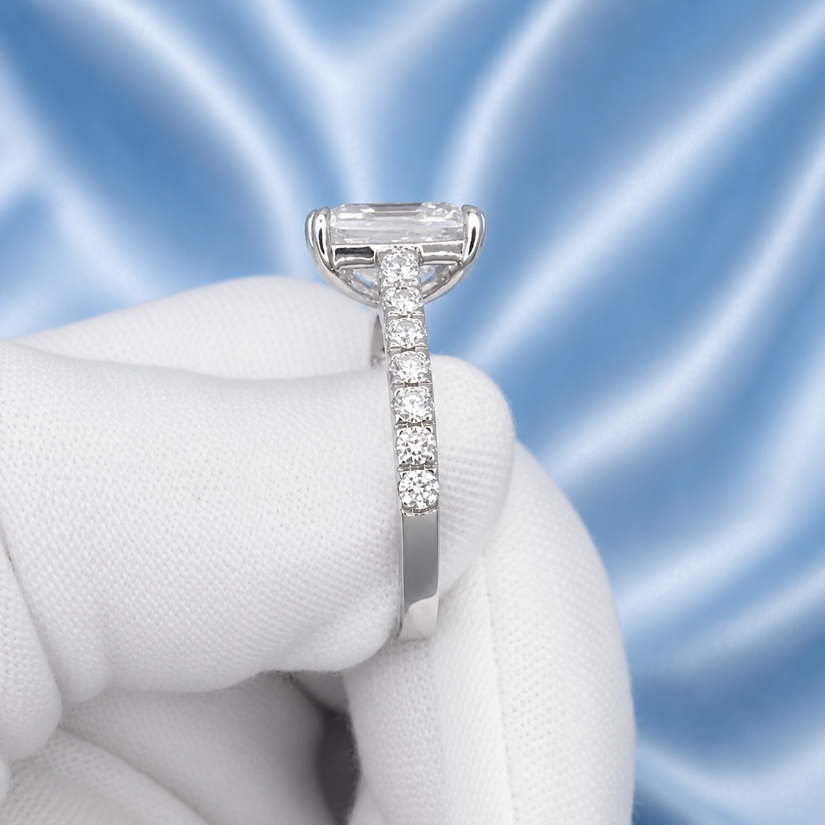 3ct Radiant Cut Moissanite French Pavé Engagement Ring | S925 Silver | D Color VVS1