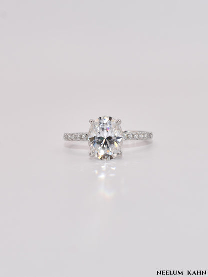Oval cut 3Ct Moissanite Diamond Ring