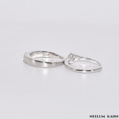Certified 1ct (0.5ct Each) Moissanite Couple Rings in a Wooden Ring Box