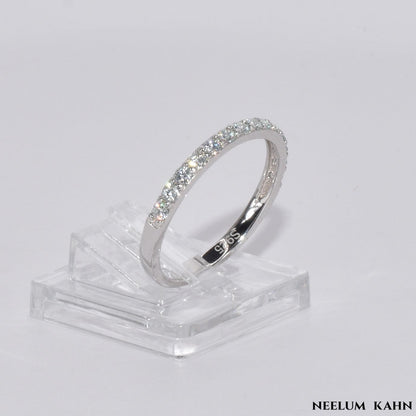 Sterling Silver Moissanite Band Ring, 0.19Ct Round Cut, VVS1 Clarity, Size Options, LED Red Heart Ring Box and Gift Sack Included
