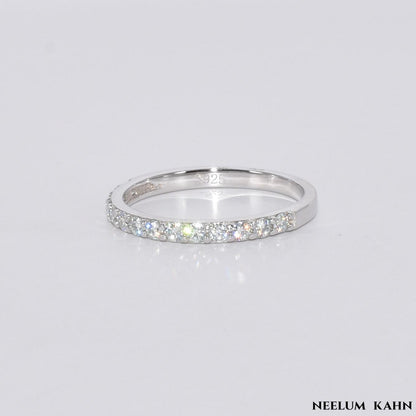 Sterling Silver Moissanite Band Ring, 0.19Ct Round Cut, VVS1 Clarity, Size Options, LED Red Heart Ring Box and Gift Sack Included