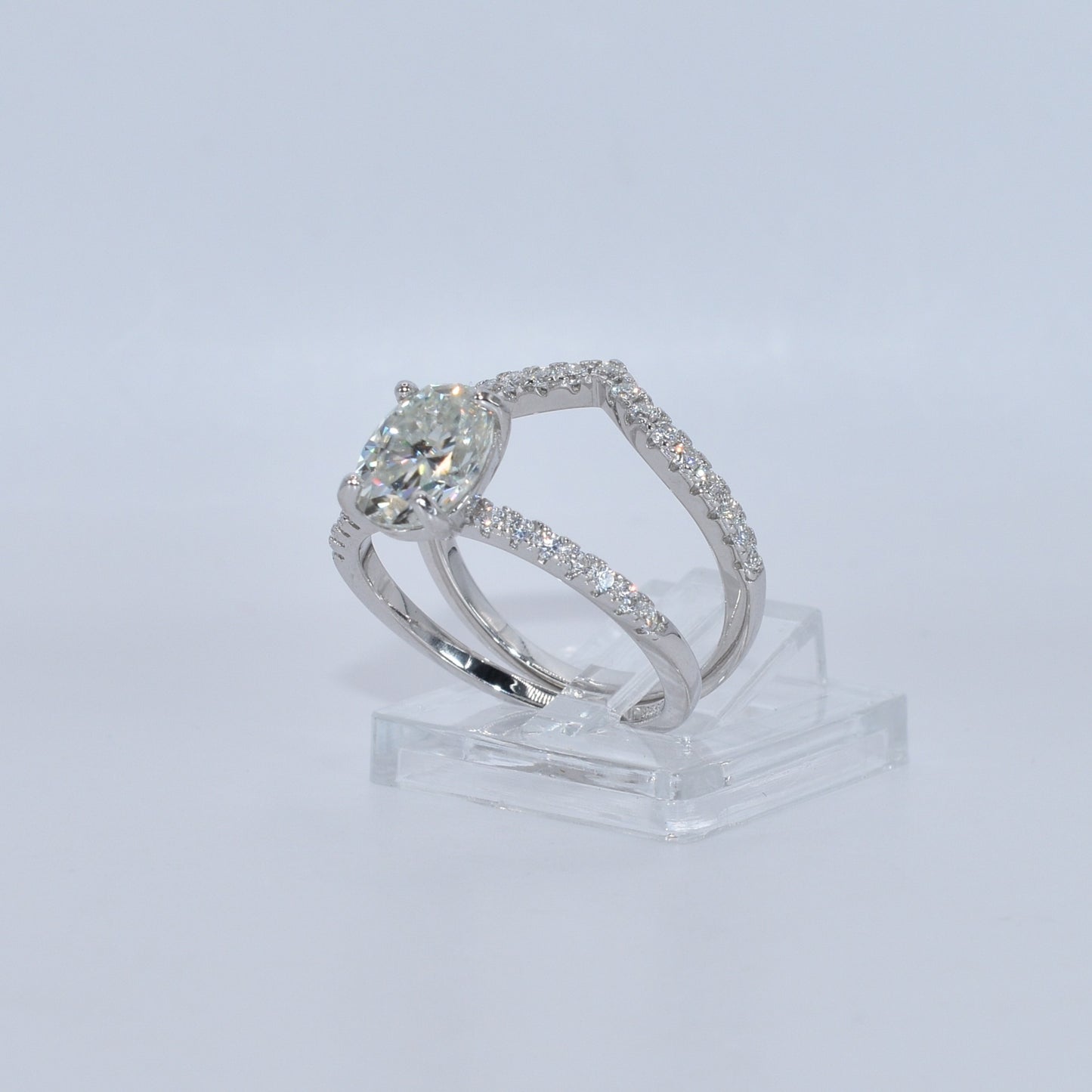 Certified 2.19ct Oval Moissanite Hidden Halo Band Set | S925 Silver | VVS1 | 2 Rings