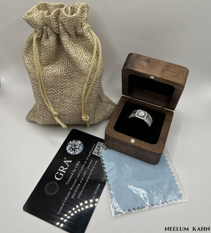 Men's 1Ct Moissanite Ring, Round Cut, 925 Sterling Silver, VVS1 Clarity, Gift Ring Box Included