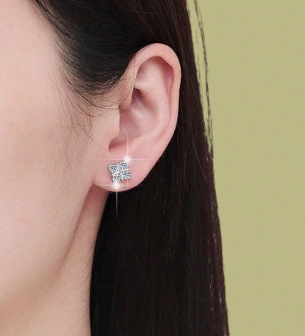 Certified 0.8Ct Moissanite Diamond Stud Earrings