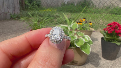 2CT+ Oval Halo Moissanite Engagement Ring with Luxury LED Gift Box