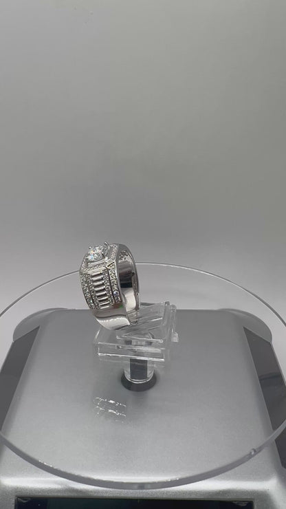 Men's 1Ct Moissanite Ring, Round Cut, 925 Sterling Silver, VVS1 Clarity, Gift Ring Box Included